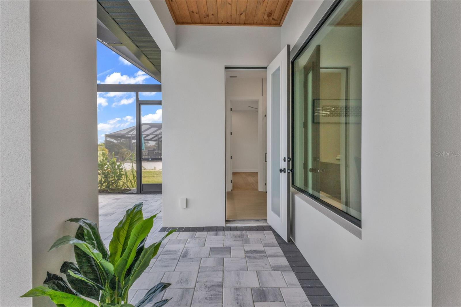 Image 46 of 79 For 1168 Boundary Boulevard