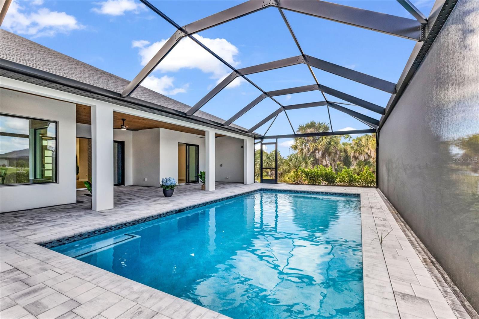 Image 54 of 79 For 1168 Boundary Boulevard