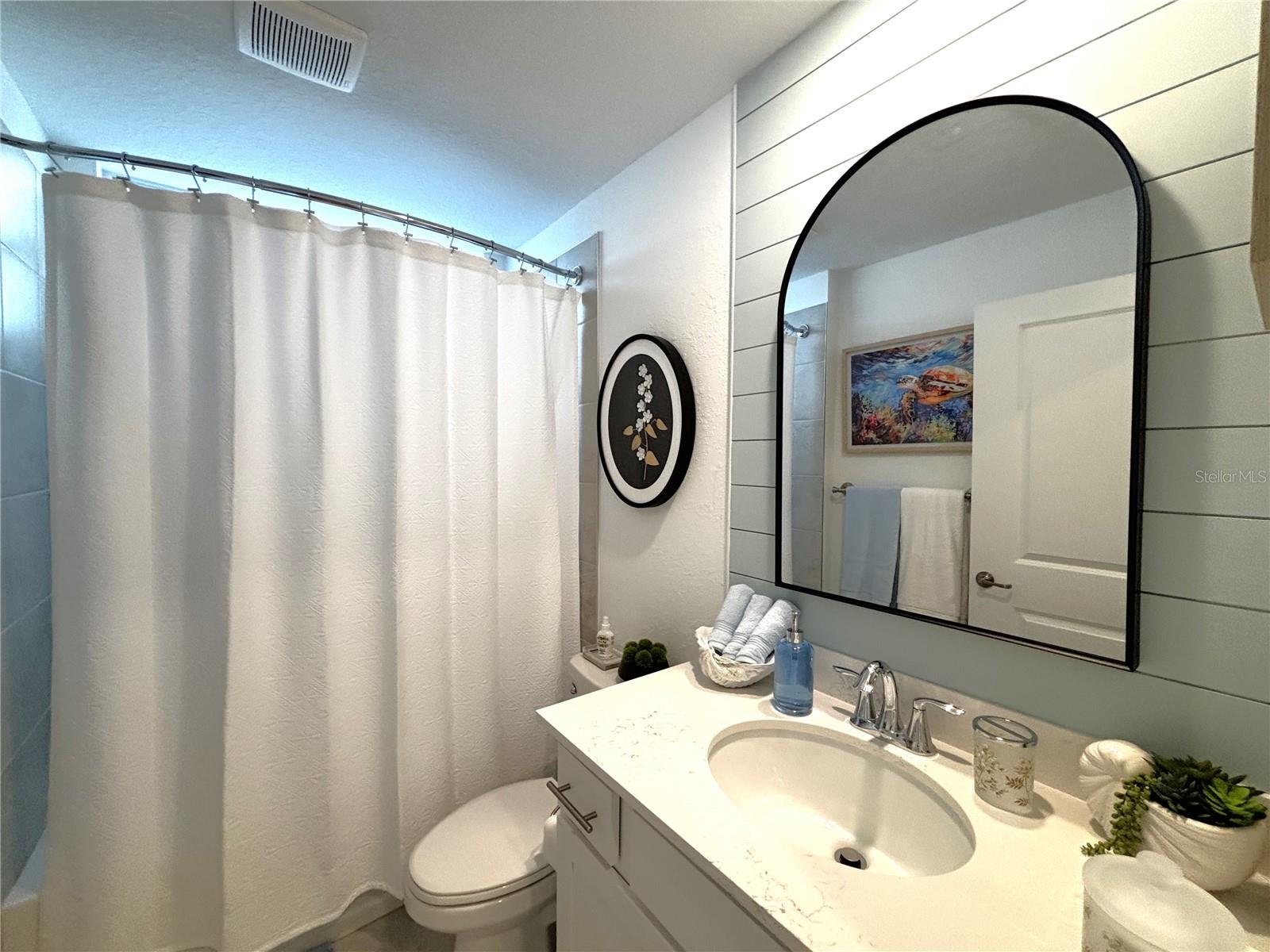 Image 20 of 49 For 17530 Opal Sand Drive 106