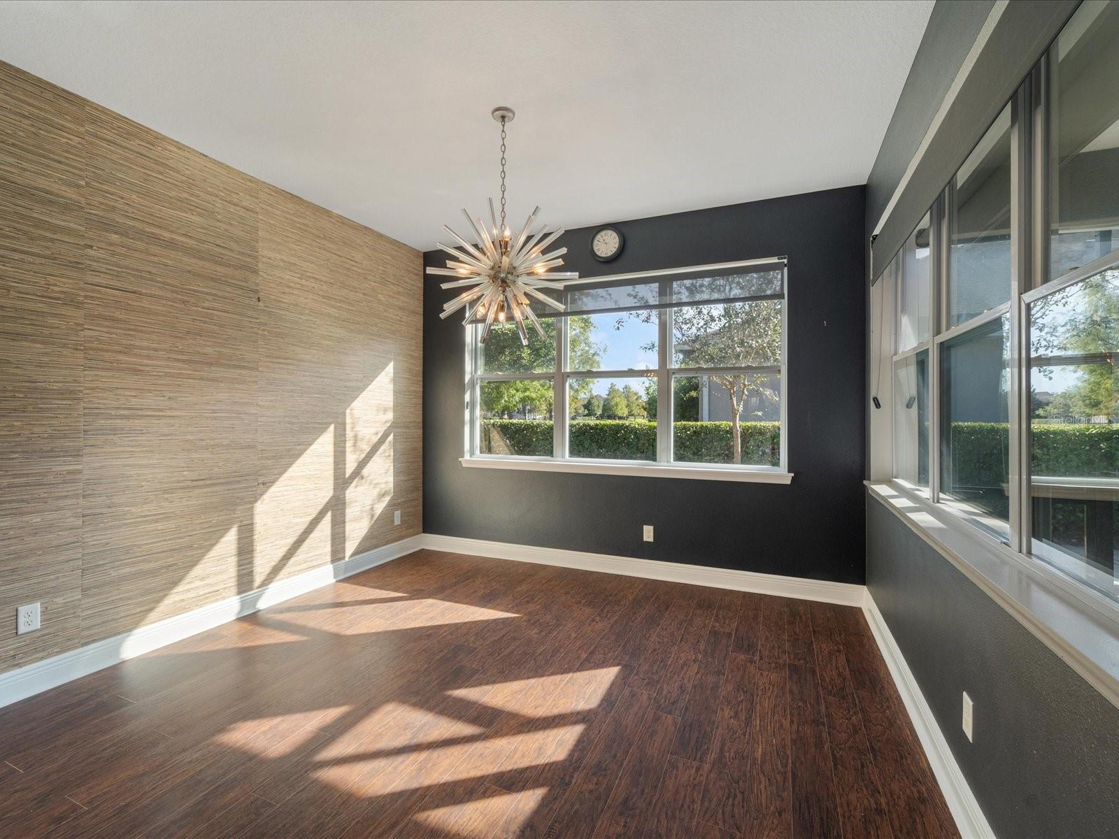 Image 11 of 36 For 805 Molly  