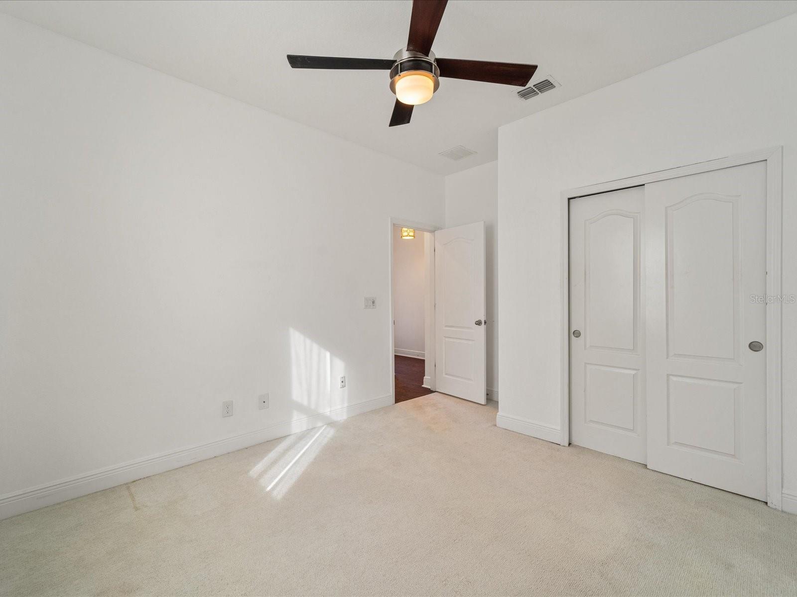 Image 23 of 36 For 805 Molly  