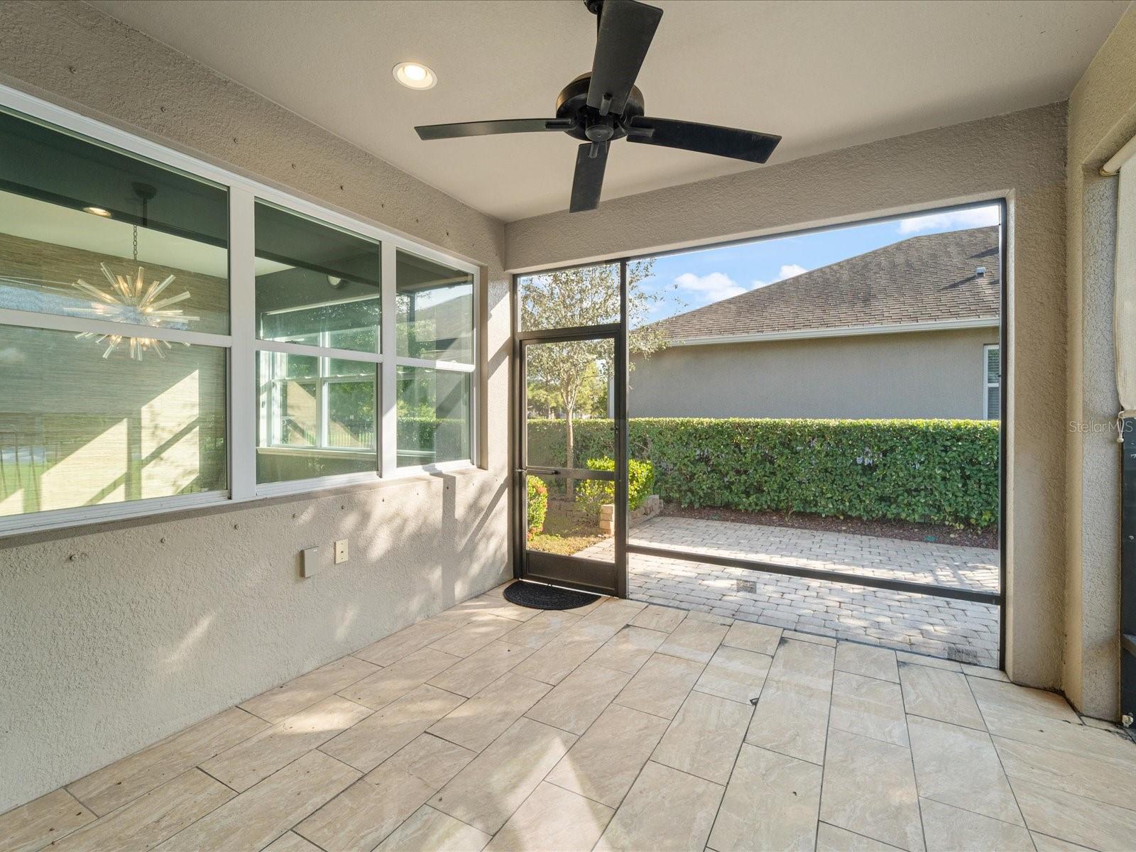 Image 31 of 36 For 805 Molly  