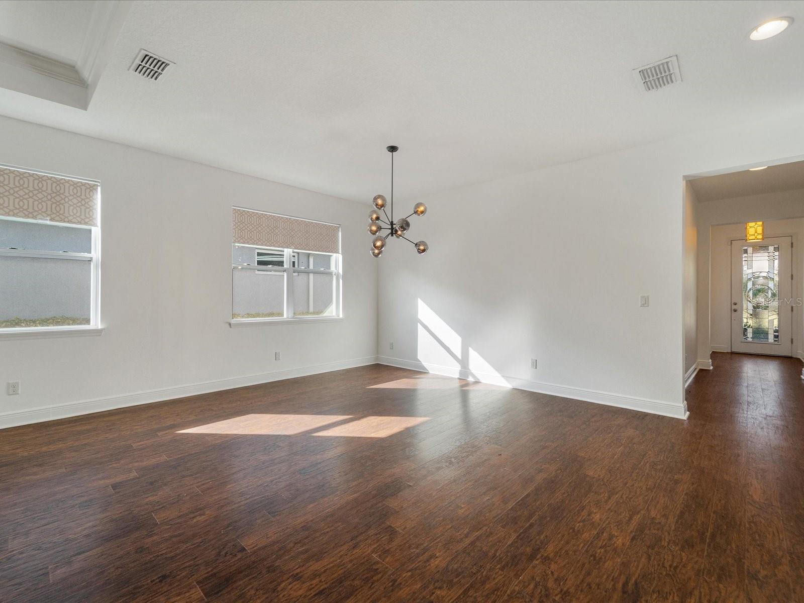 Image 6 of 36 For 805 Molly  