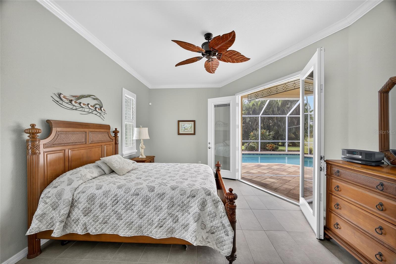 Image 19 of 44 For 11063 Artists Avenue