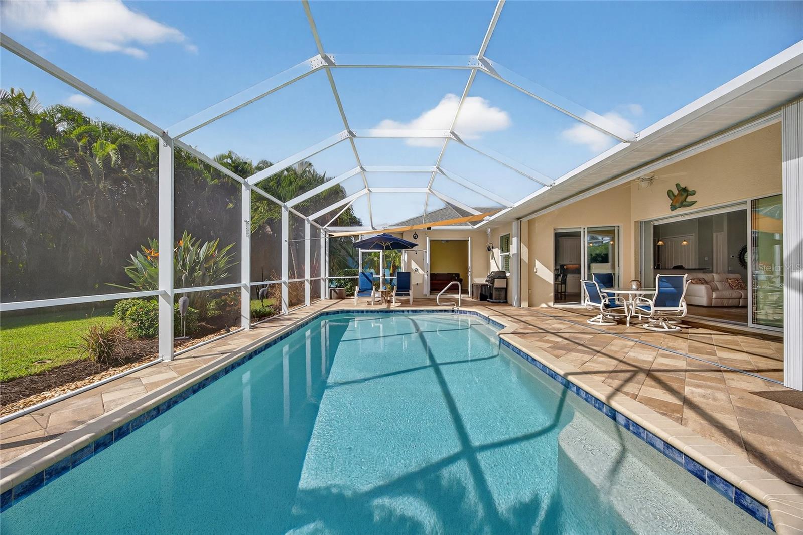 Image 28 of 44 For 11063 Artists Avenue