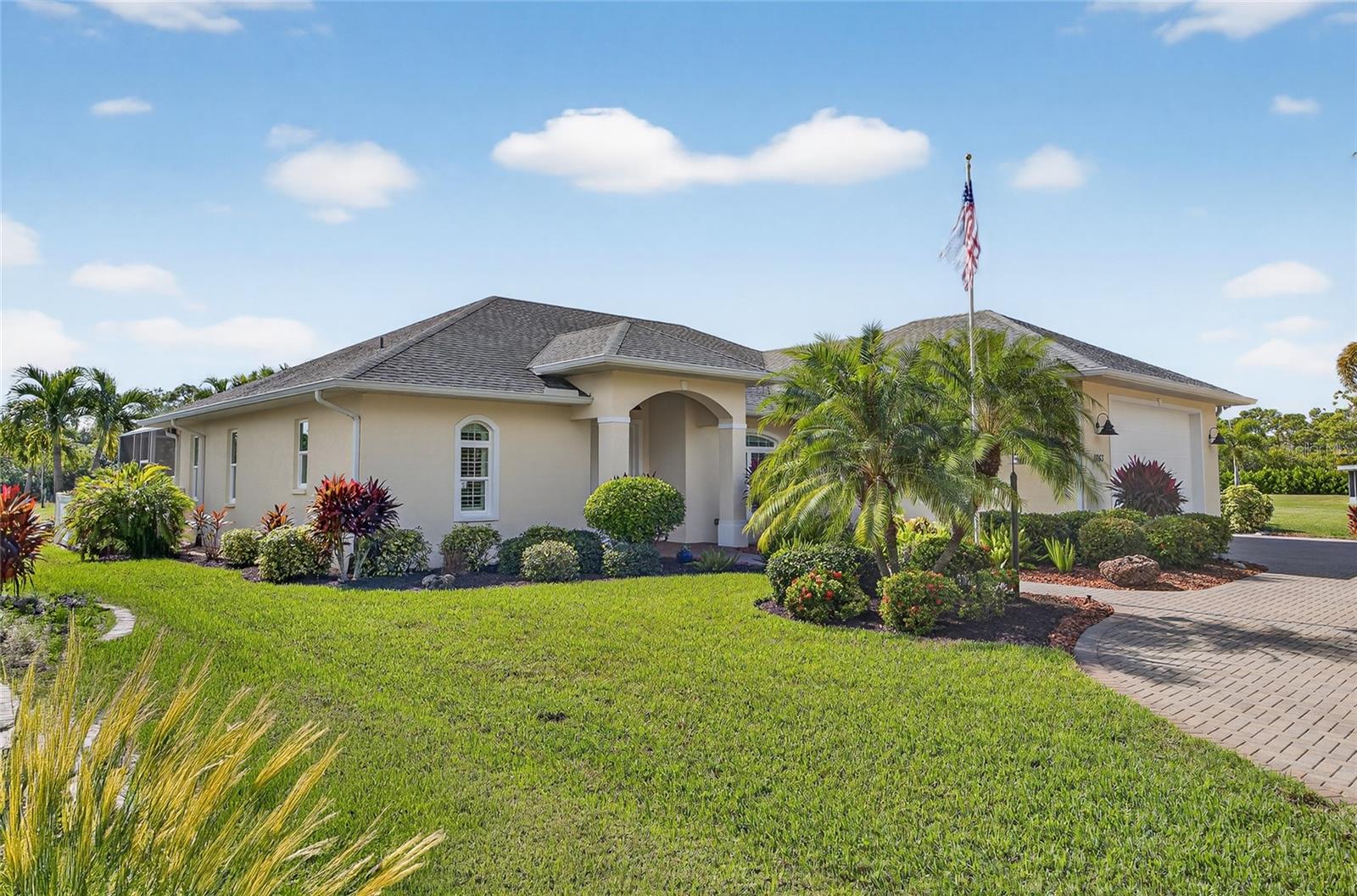 Image 42 of 44 For 11063 Artists Avenue