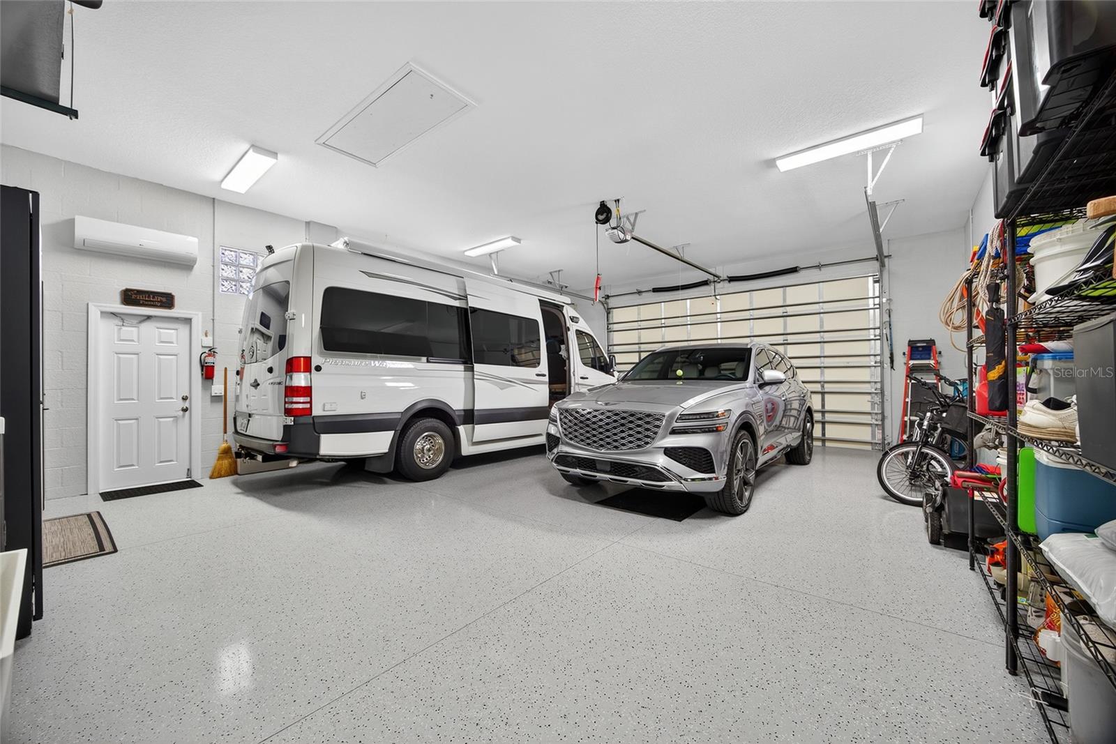 Image 43 of 44 For 11063 Artists Avenue