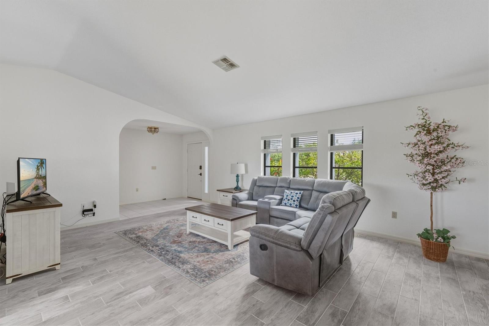 Image 14 of 62 For 12314 Kneeland Terrace