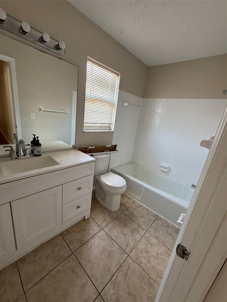 Image 14 of 24 For 855 Jamaica Road