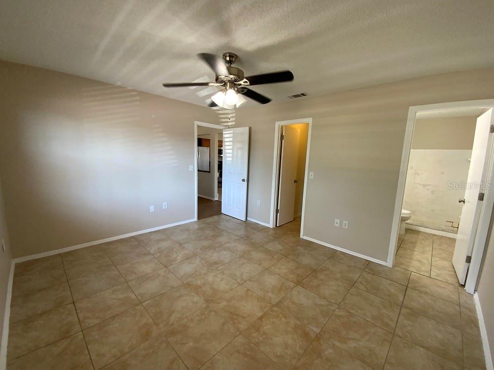 Image 7 of 24 For 855 Jamaica Road