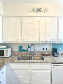 Image 4 of 13 For 22375 Edgewater Drive 123