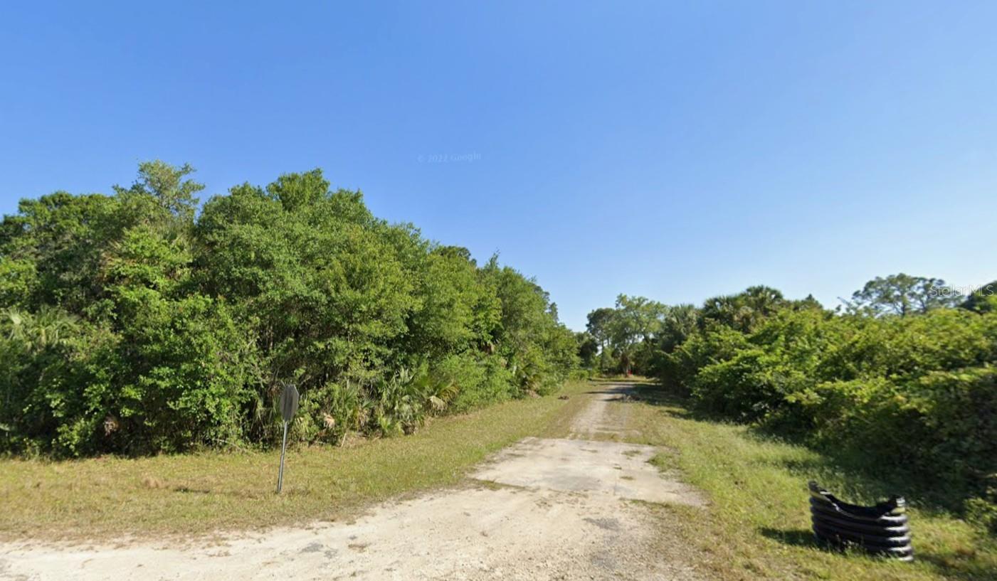 Image 2 of 7 For 4702 Vera Avenue N