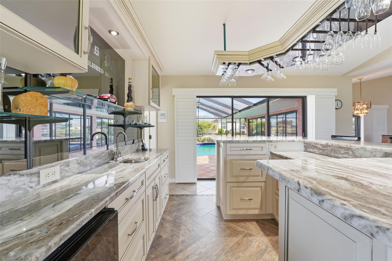 Image 15 of 40 For 7324 Kenwood Drive