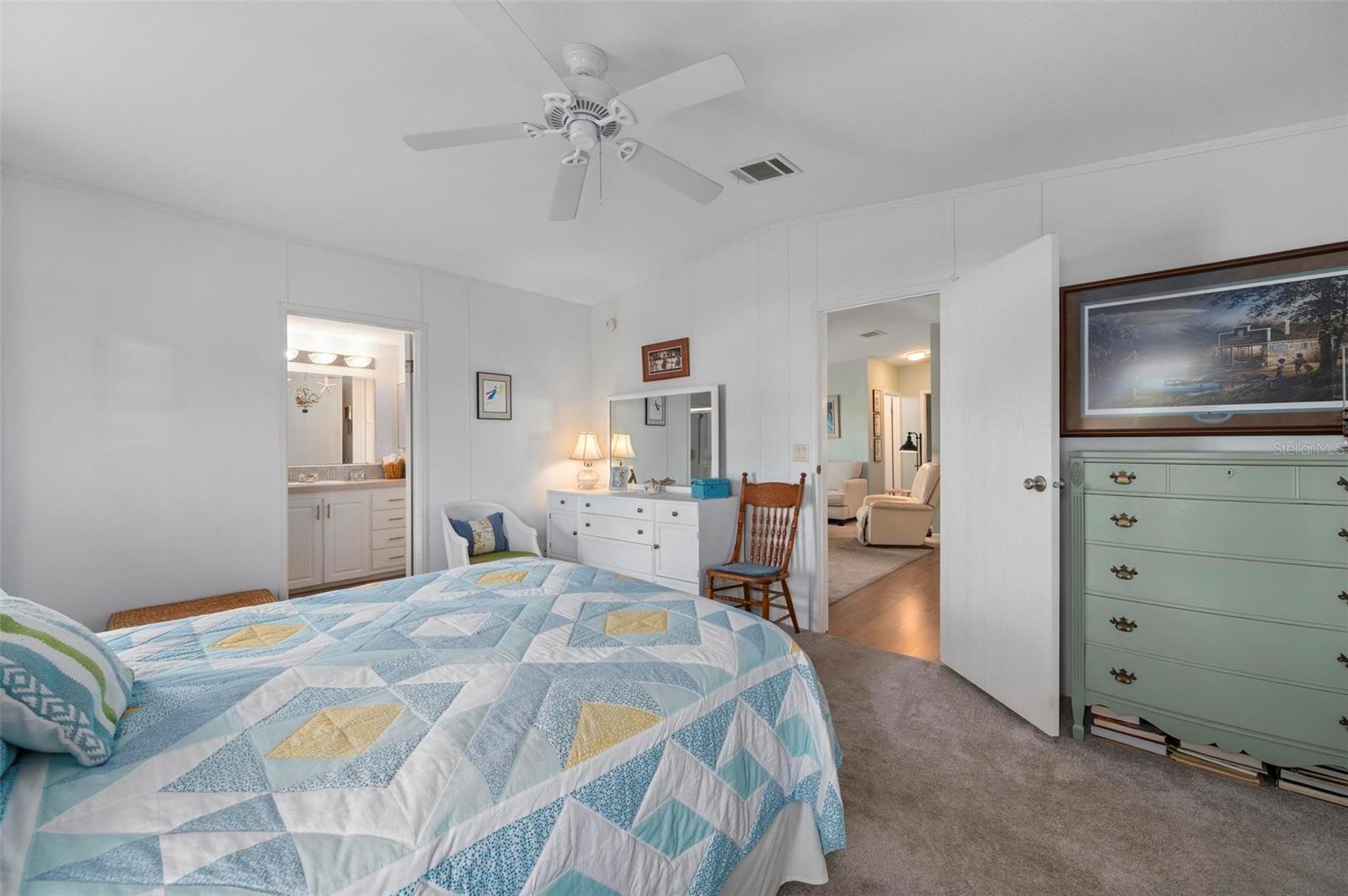 Image 16 of 44 For 1000 Kings Highway 487