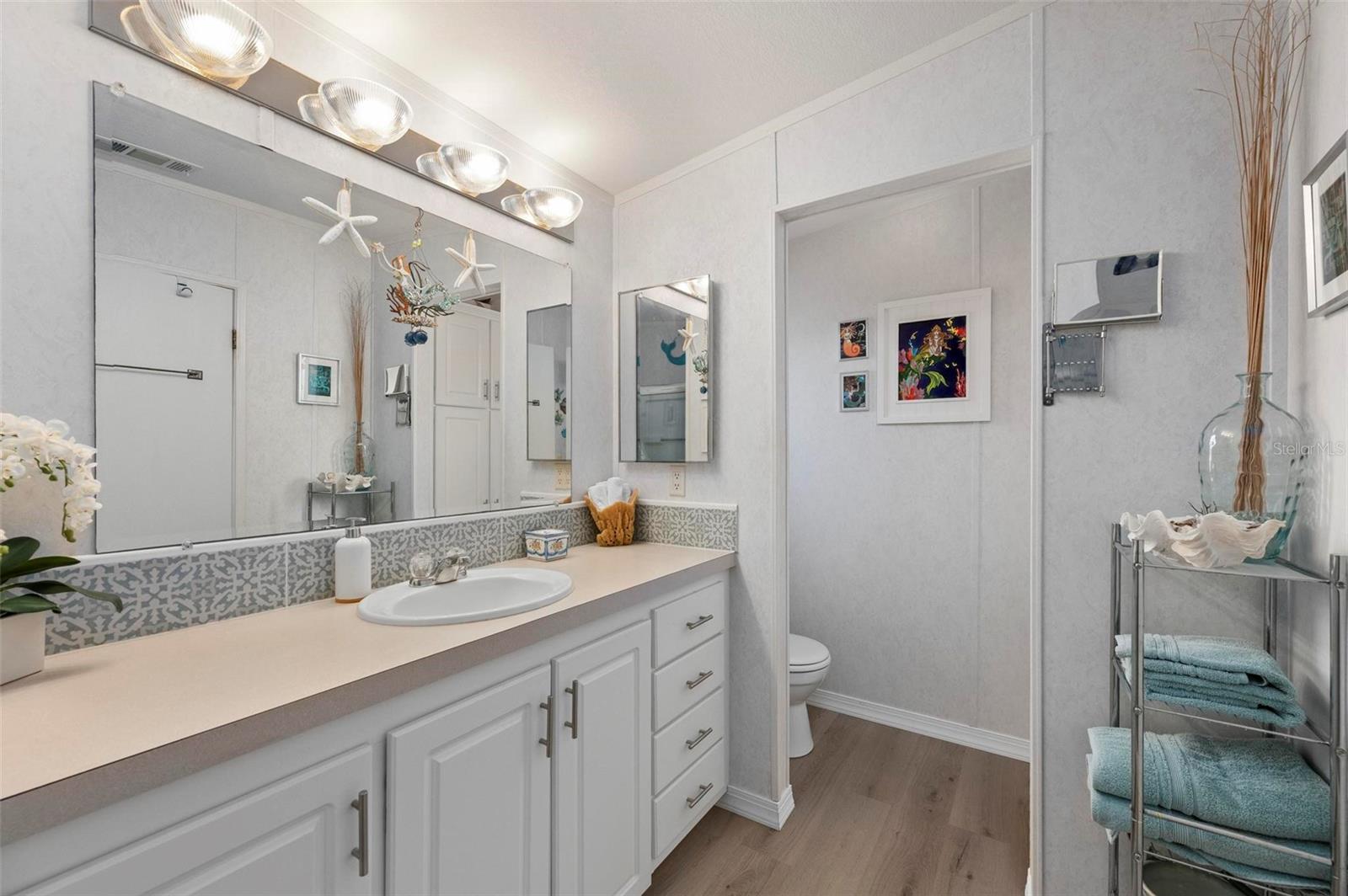 Image 17 of 44 For 1000 Kings Highway 487