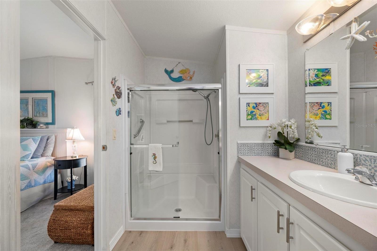 Image 18 of 44 For 1000 Kings Highway 487