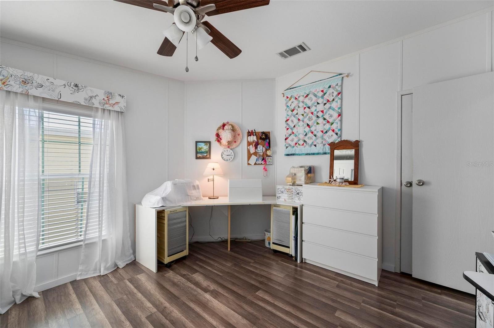 Image 20 of 44 For 1000 Kings Highway 487