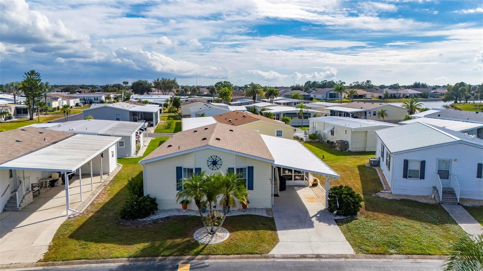 Image 36 of 44 For 1000 Kings Highway 487