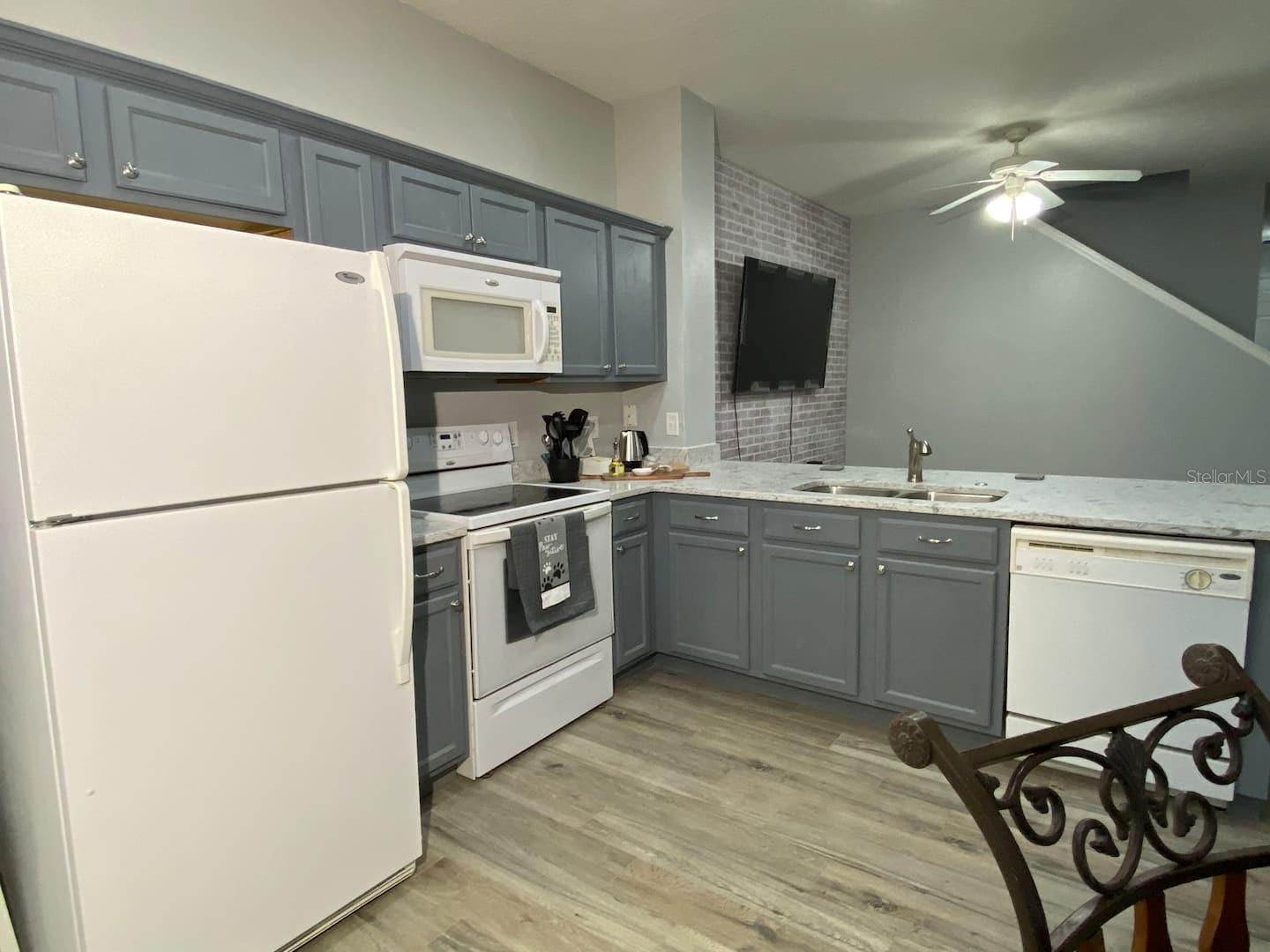 Image 13 of 16 For 2683 Andros Lane 2683