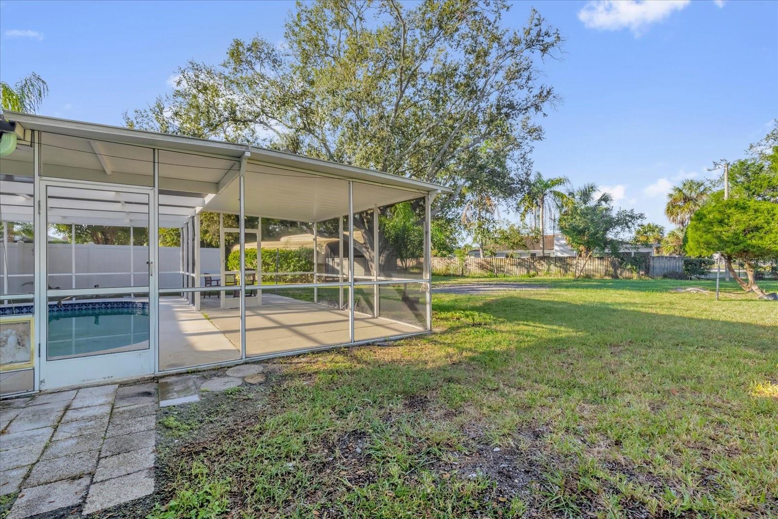 Image 23 of 33 For 8440 Lafitte Drive