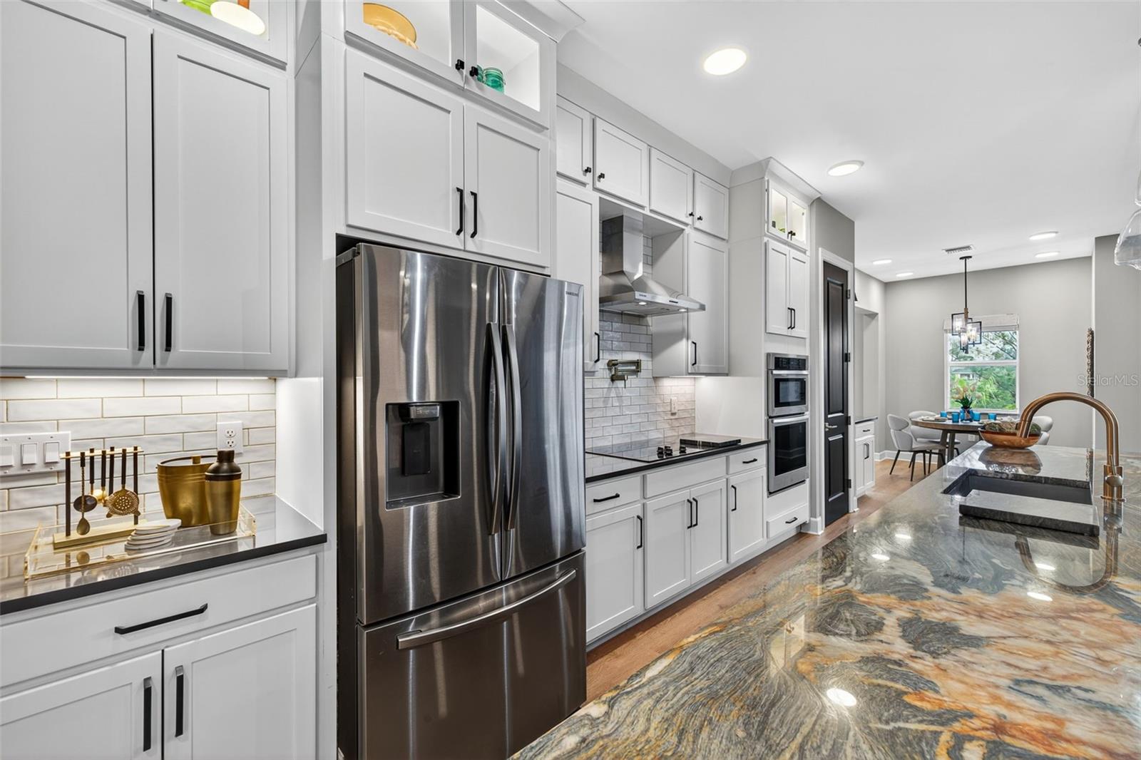 Image 16 of 56 For 4151 9th Avenue