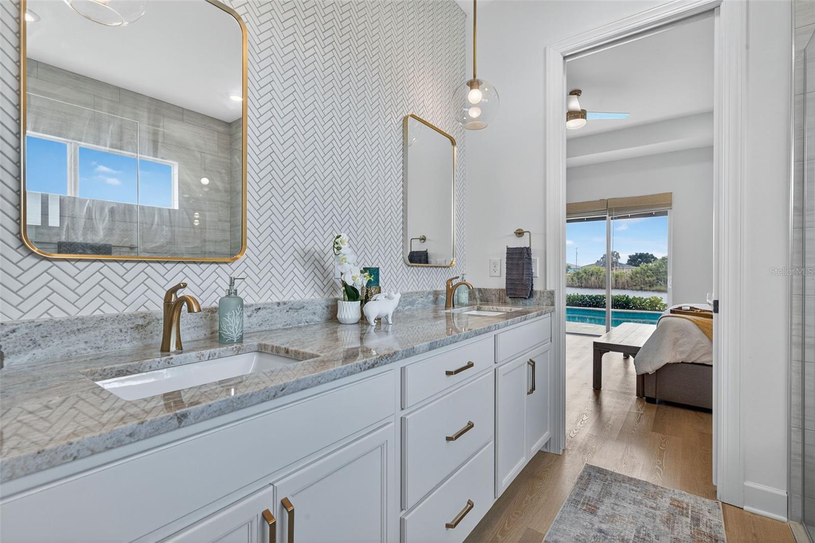 Image 25 of 56 For 4151 9th Avenue