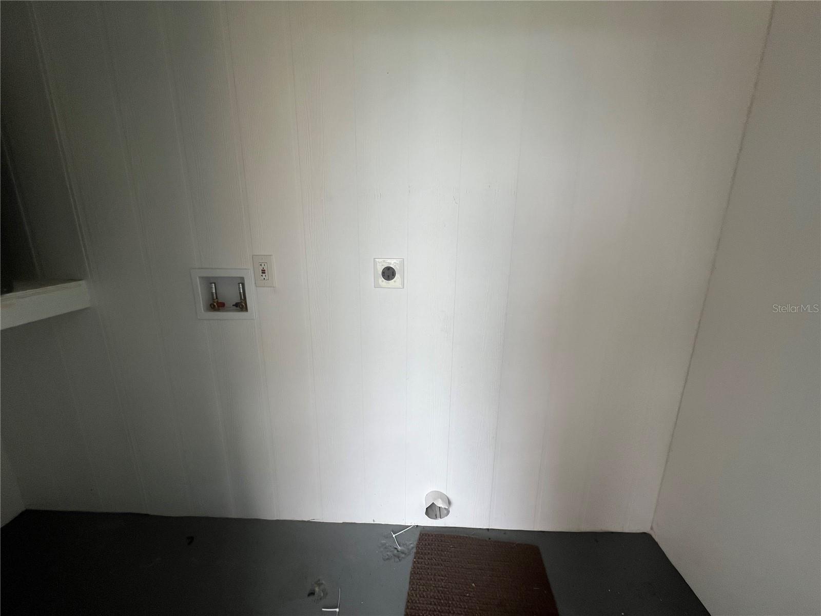 Image 11 of 14 For 2533 Myrtle Avenue 2