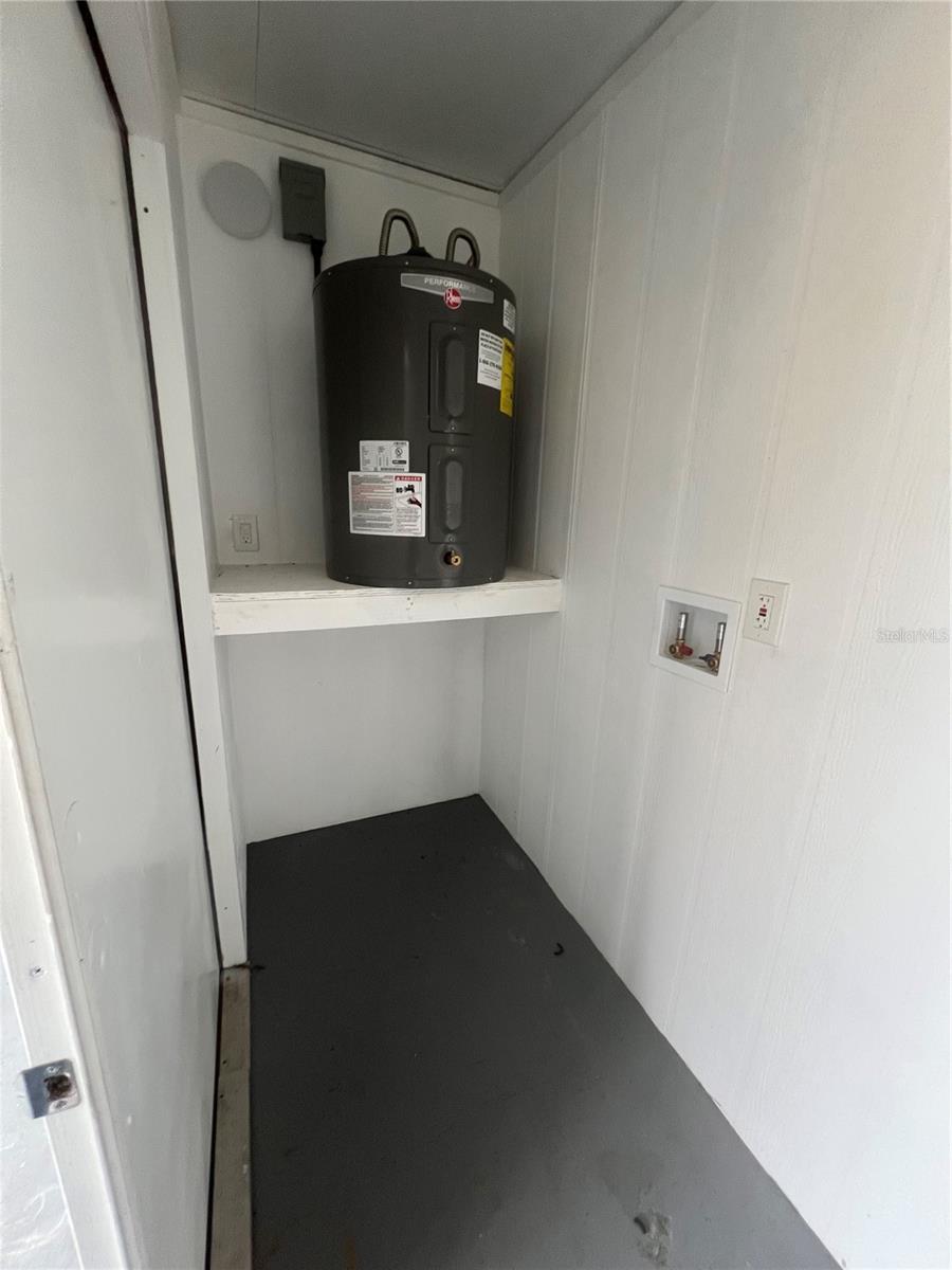 Image 12 of 14 For 2533 Myrtle Avenue 2