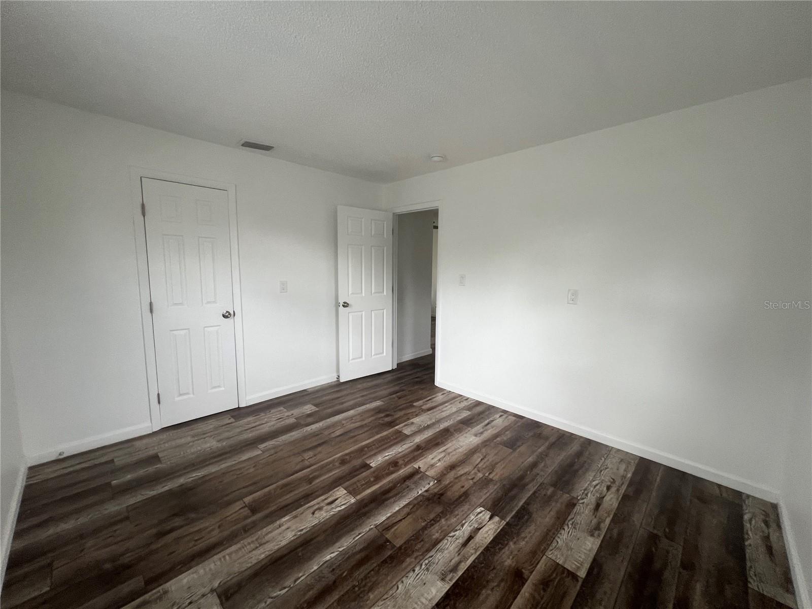 Image 6 of 14 For 2533 Myrtle Avenue 2