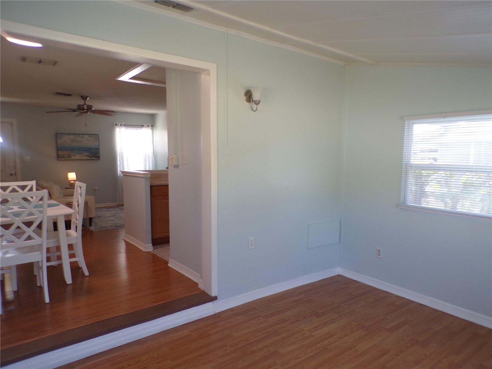 Image 25 of 30 For 22308 Laramore Avenue