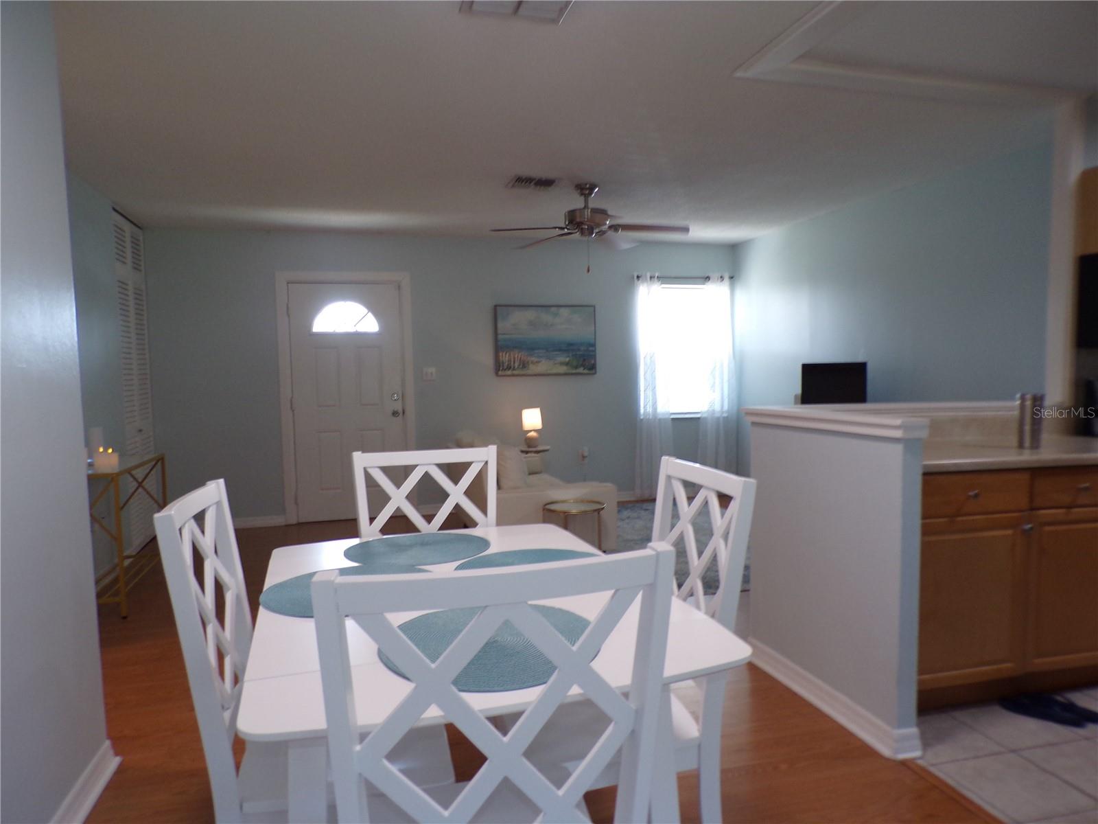 Image 8 of 30 For 22308 Laramore Avenue