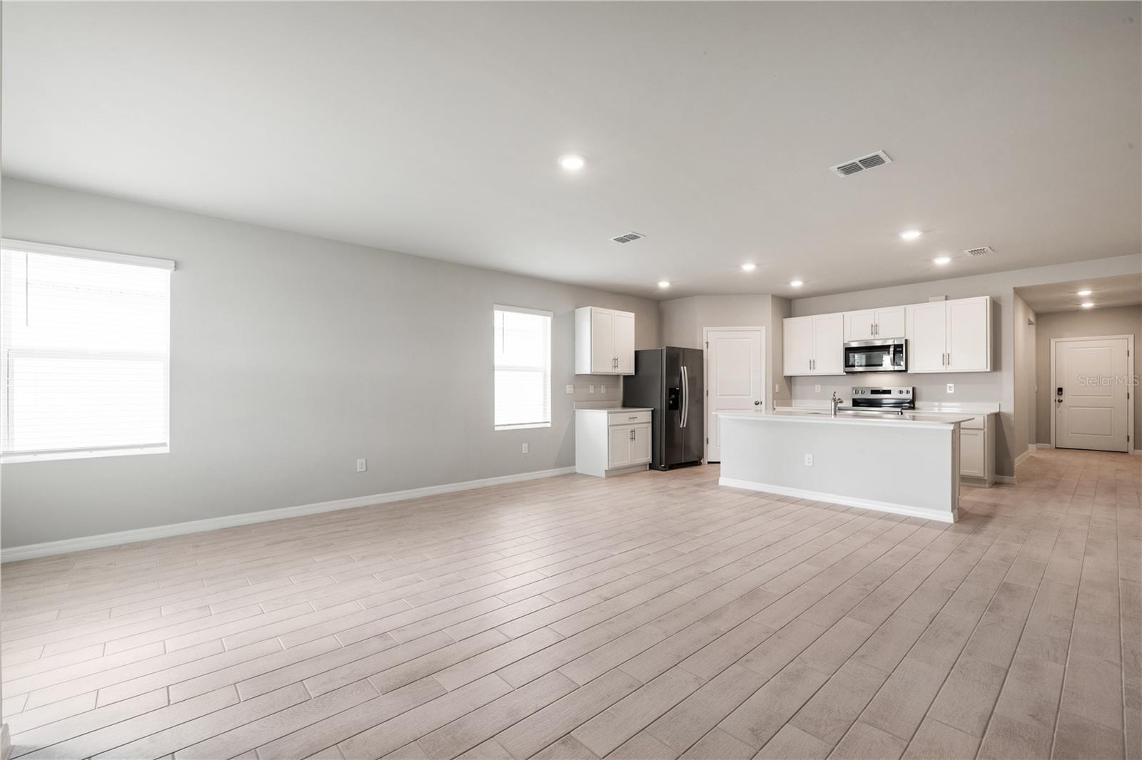 Image 6 of 22 For 26185 Coral Lakes Drive