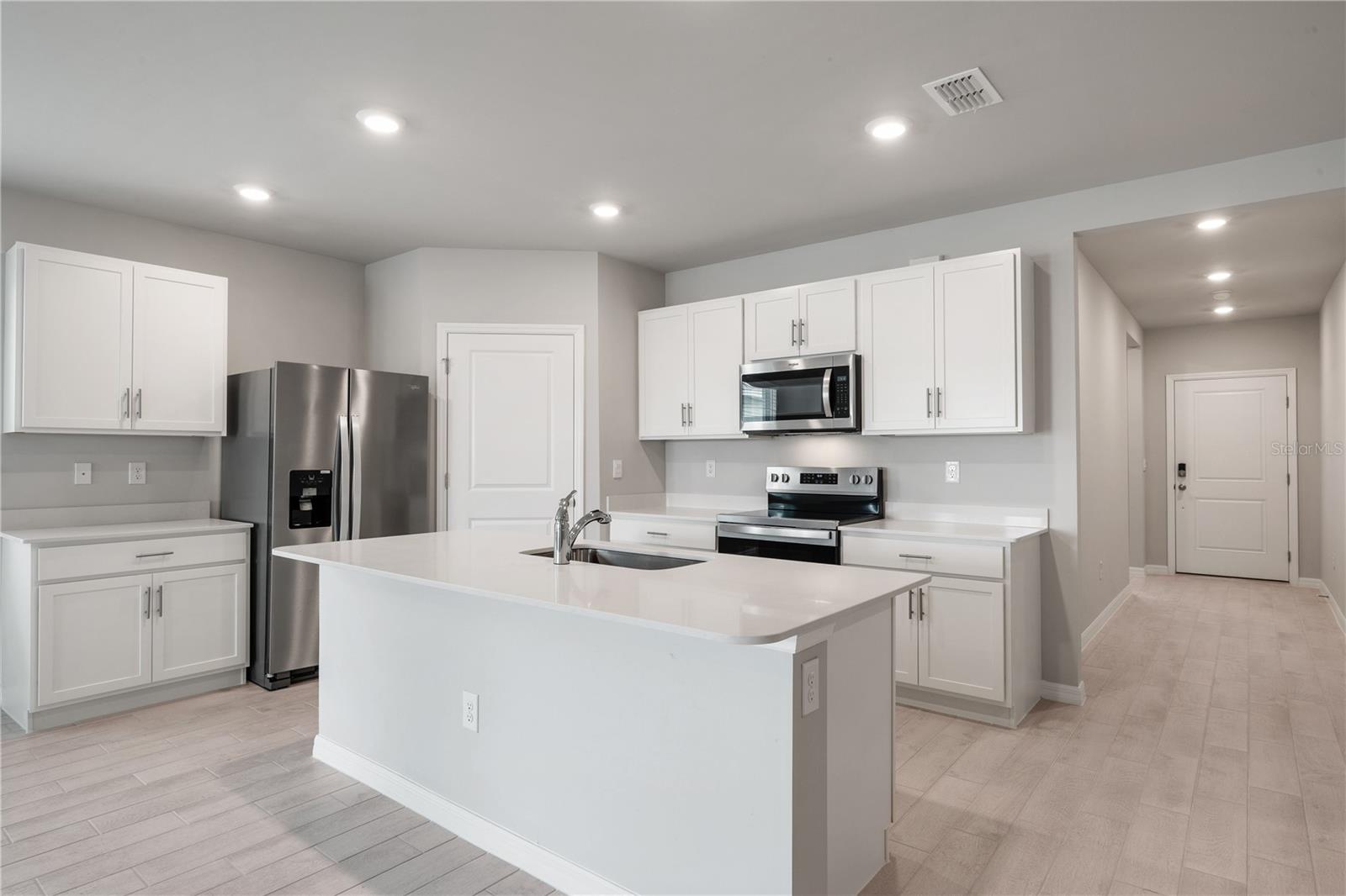 Image 8 of 22 For 26185 Coral Lakes Drive