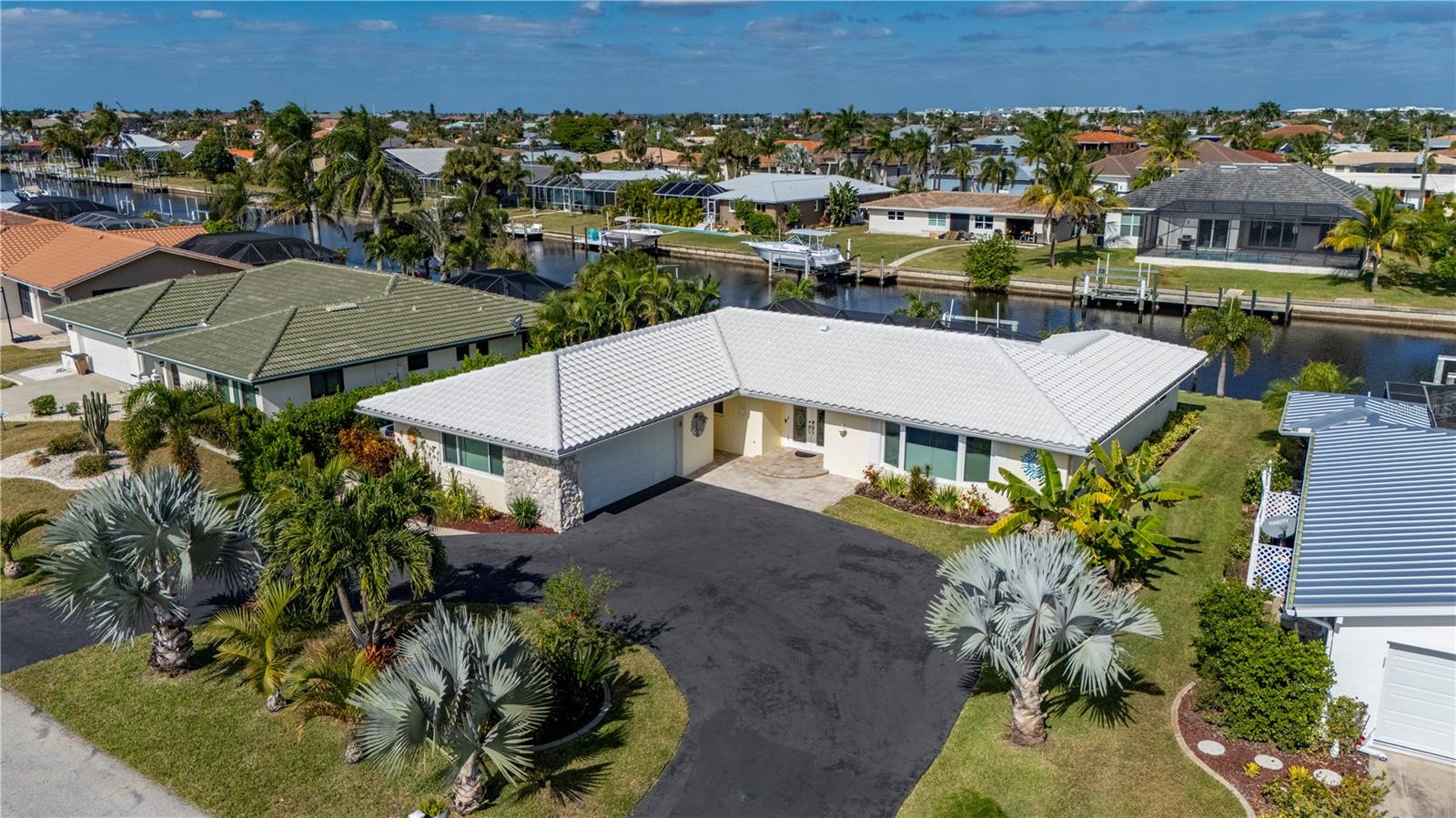 Details for 350 Belvedere Court, PUNTA GORDA, FL 33950