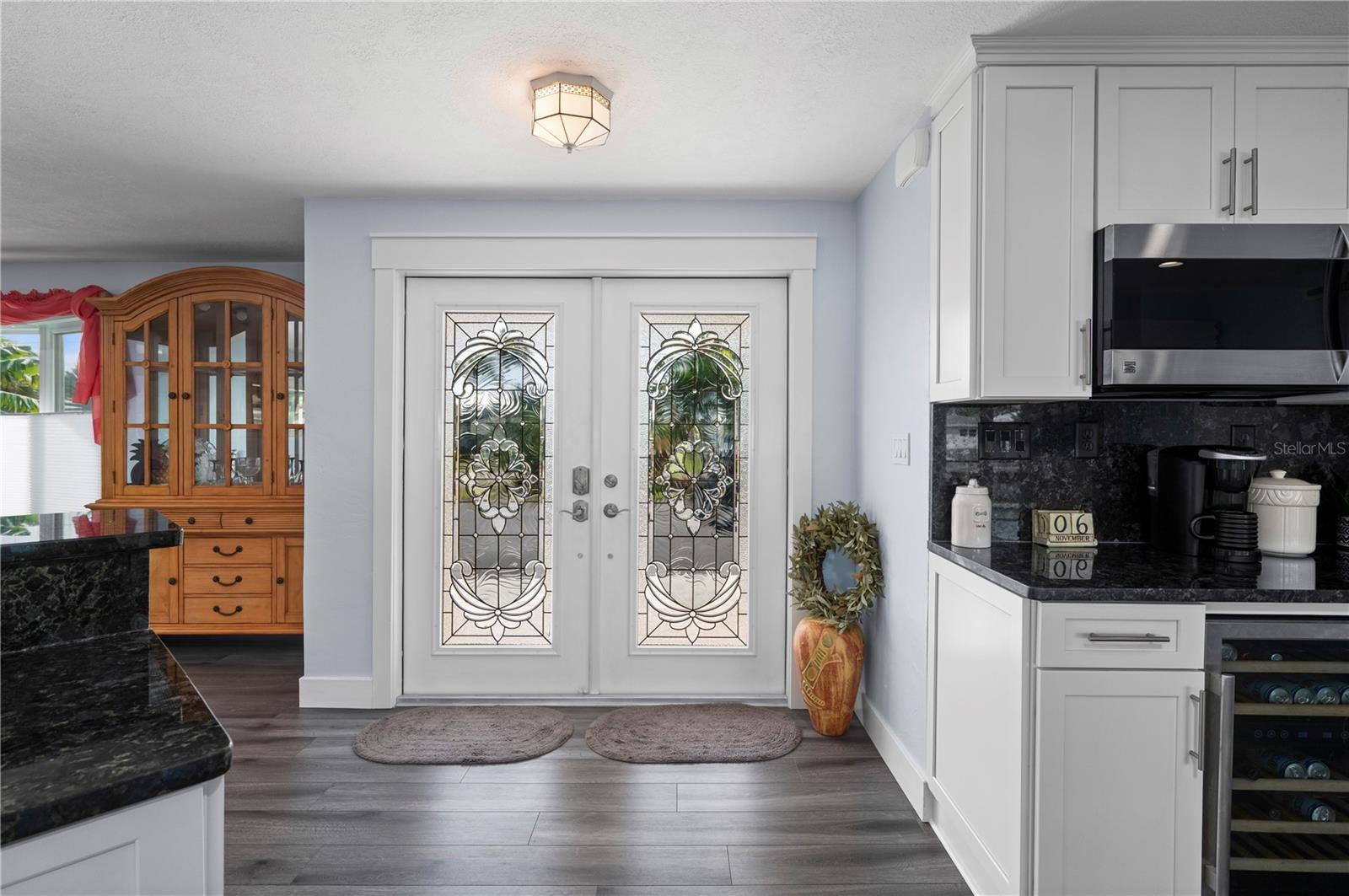 Image 13 of 64 For 350 Belvedere Court