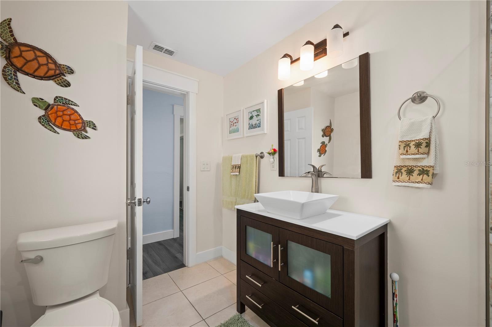 Image 31 of 64 For 350 Belvedere Court