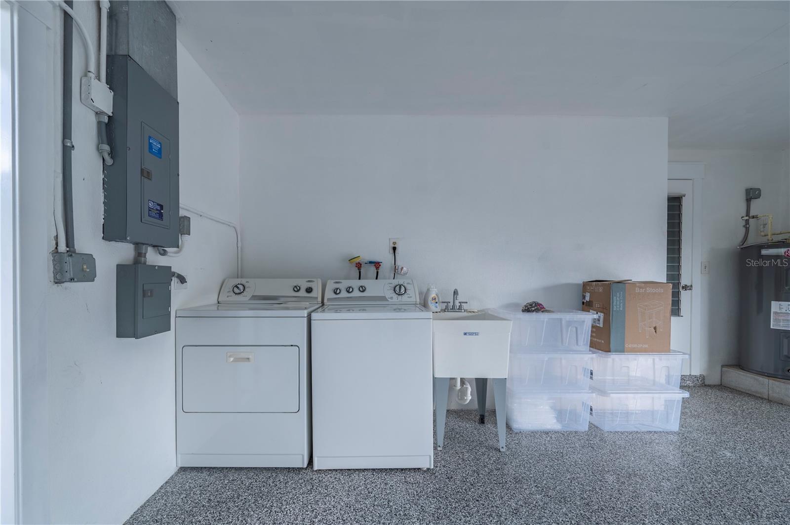 Image 49 of 64 For 350 Belvedere Court