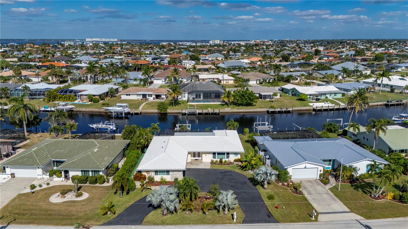 Image 51 of 64 For 350 Belvedere Court