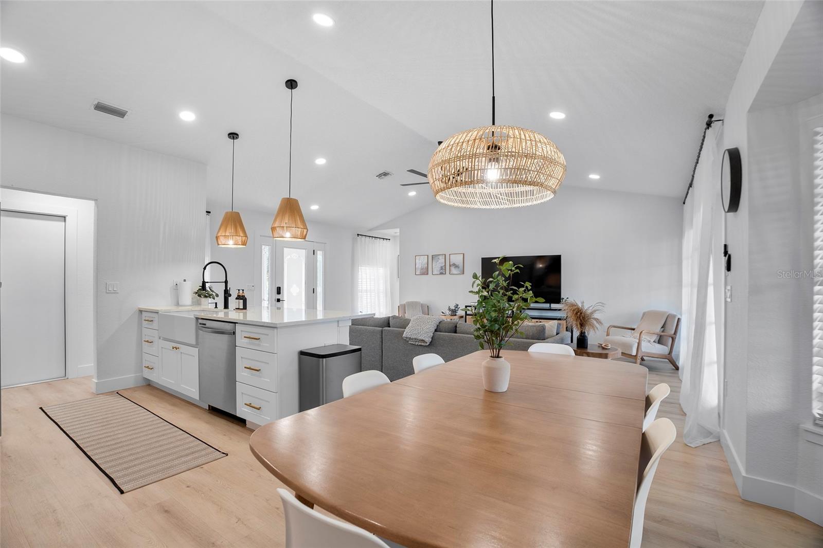 Image 17 of 52 For 1930 Faun Road