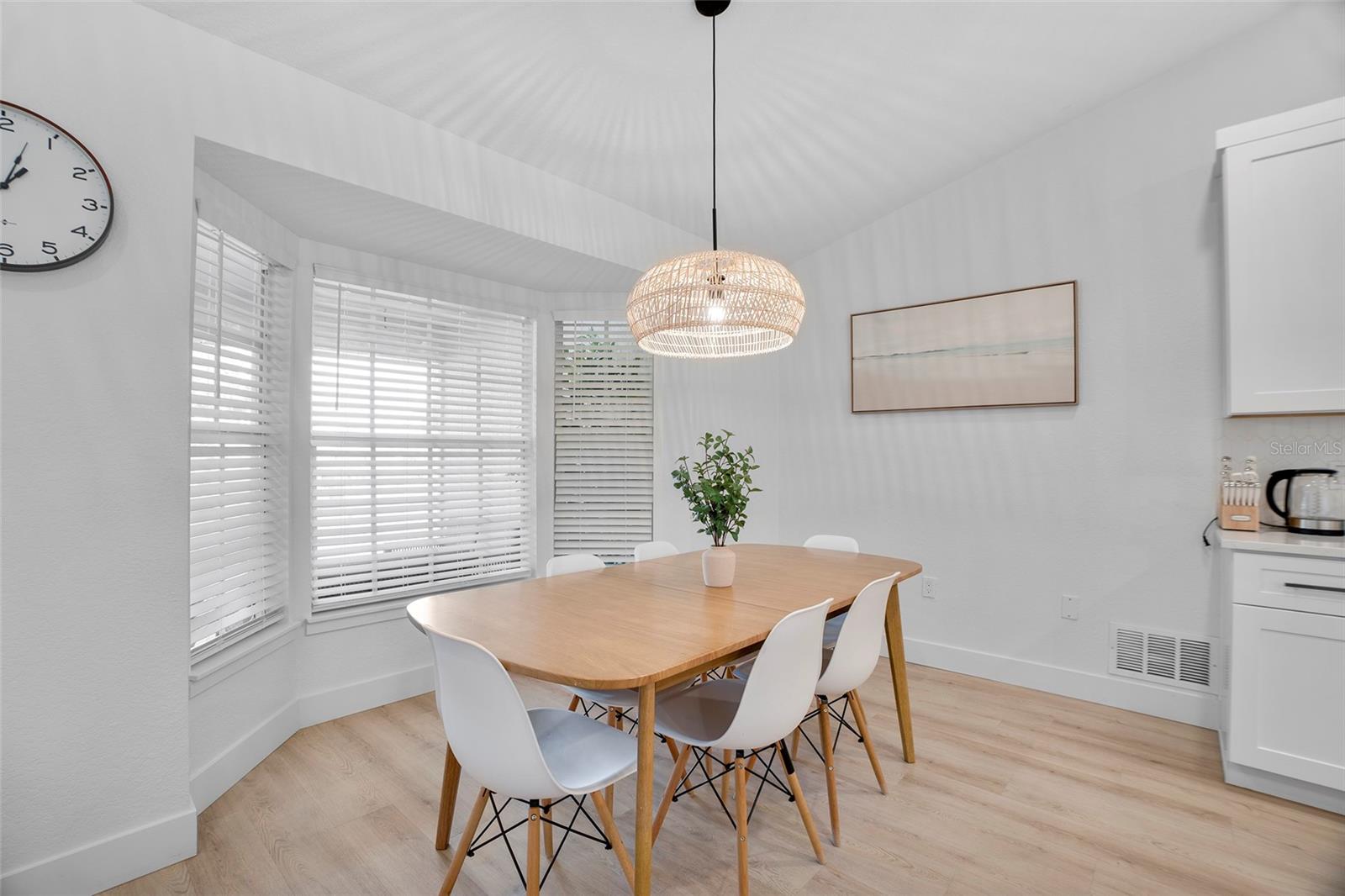 Image 18 of 52 For 1930 Faun Road