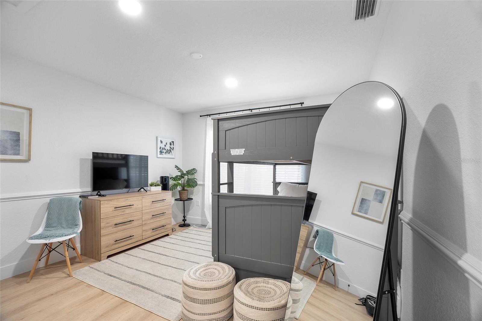 Image 32 of 52 For 1930 Faun Road