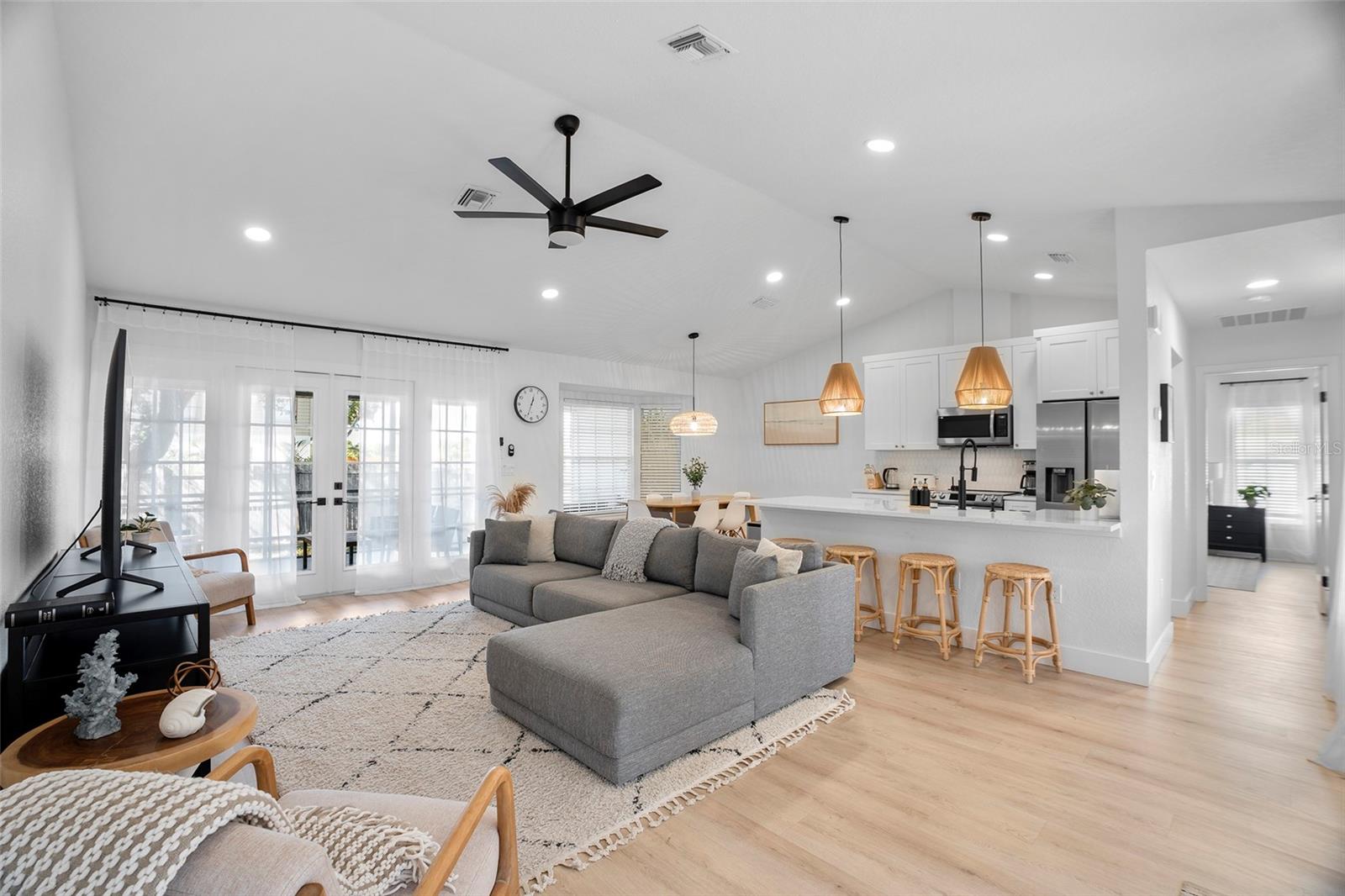 Image 4 of 52 For 1930 Faun Road