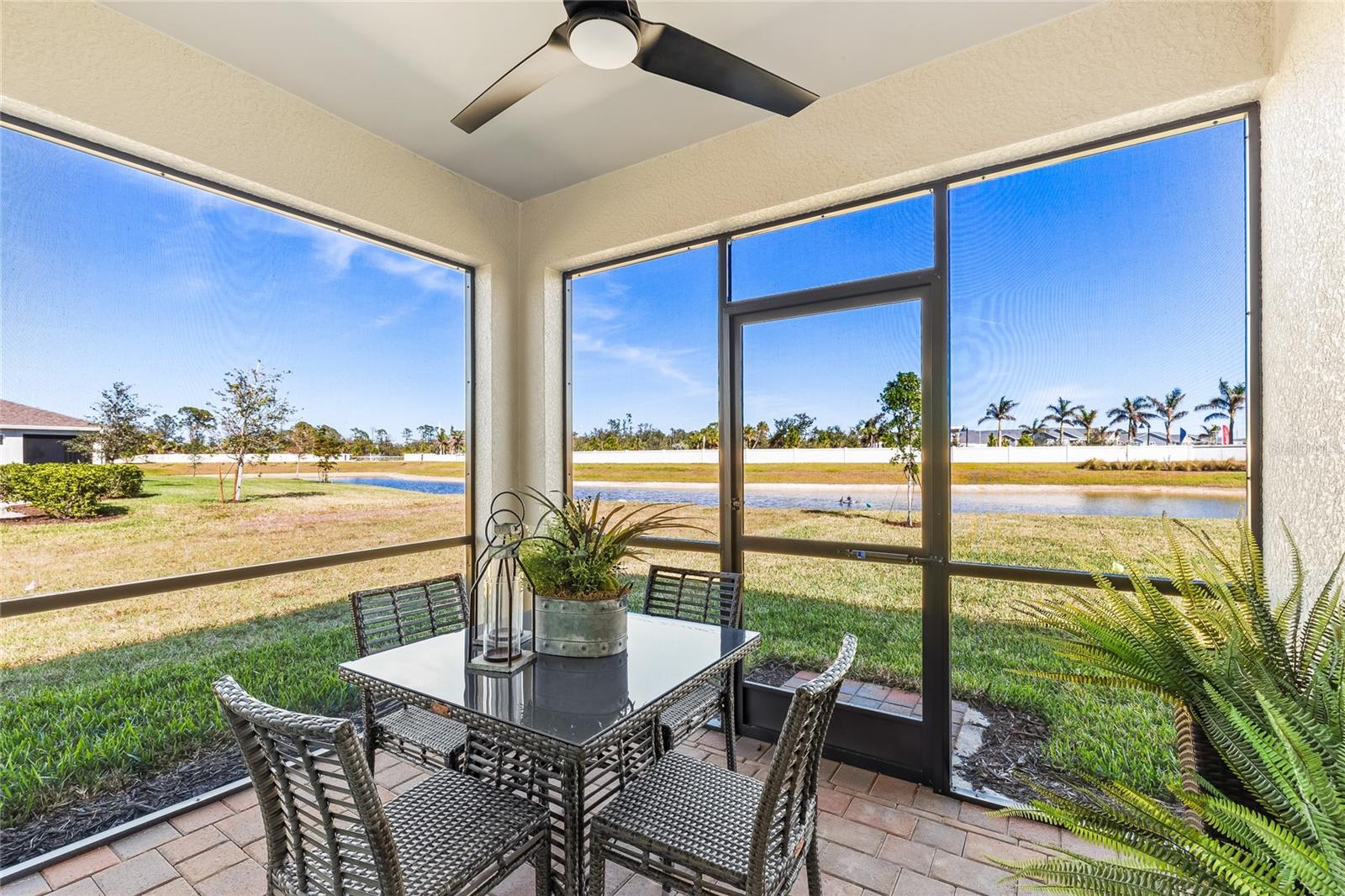 Image 16 of 18 For 26179 Coral Lakes Drive