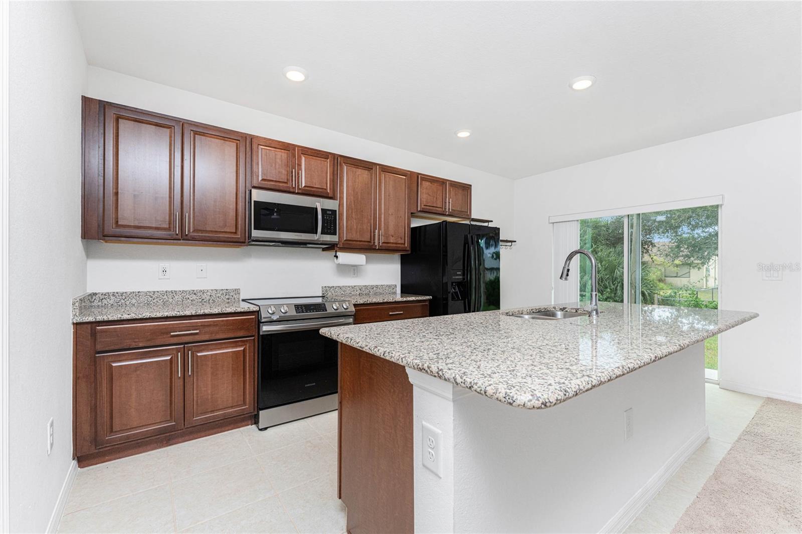 Image 14 of 56 For 23121 Newcun Avenue