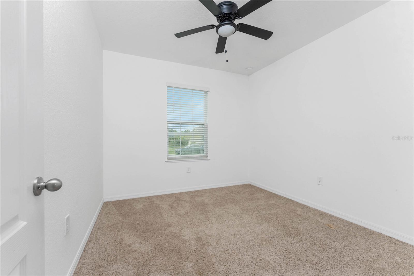 Image 27 of 56 For 23121 Newcun Avenue