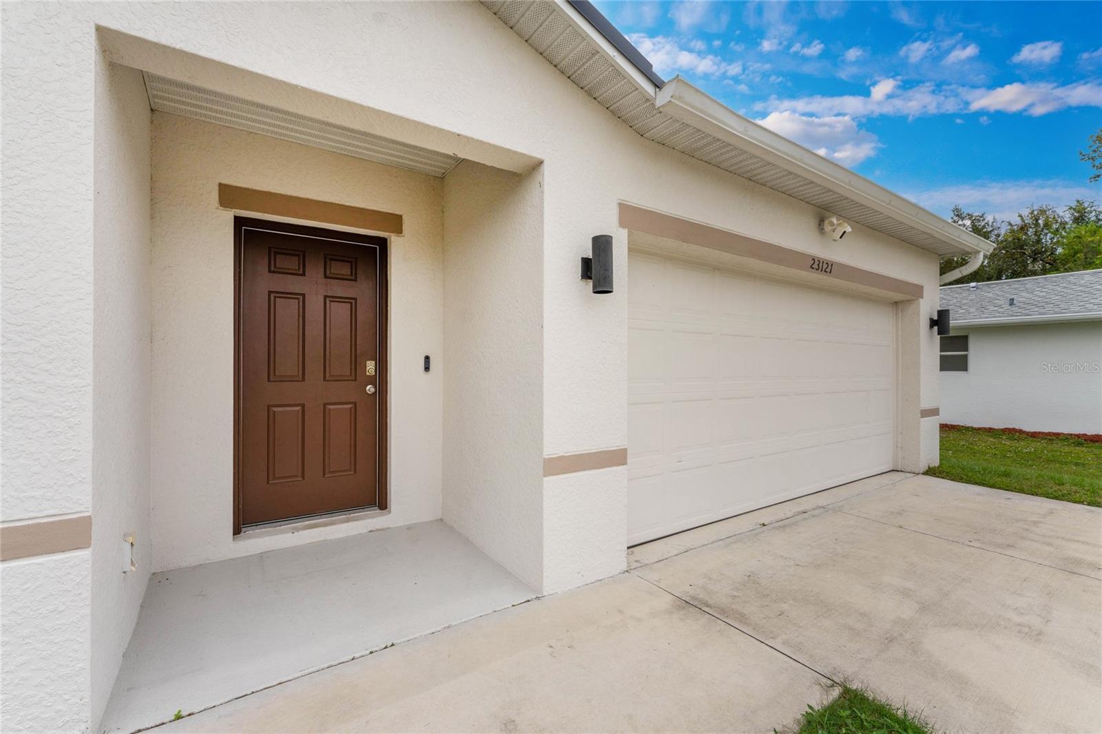 Image 3 of 56 For 23121 Newcun Avenue