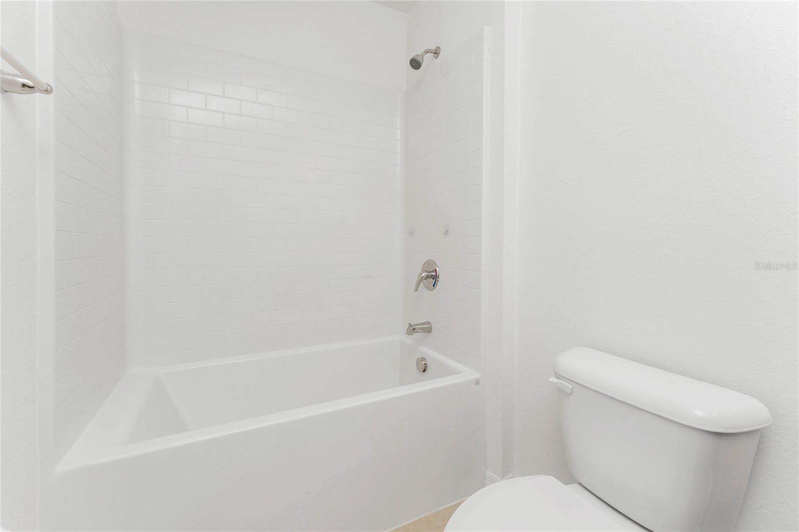 Image 31 of 56 For 23121 Newcun Avenue