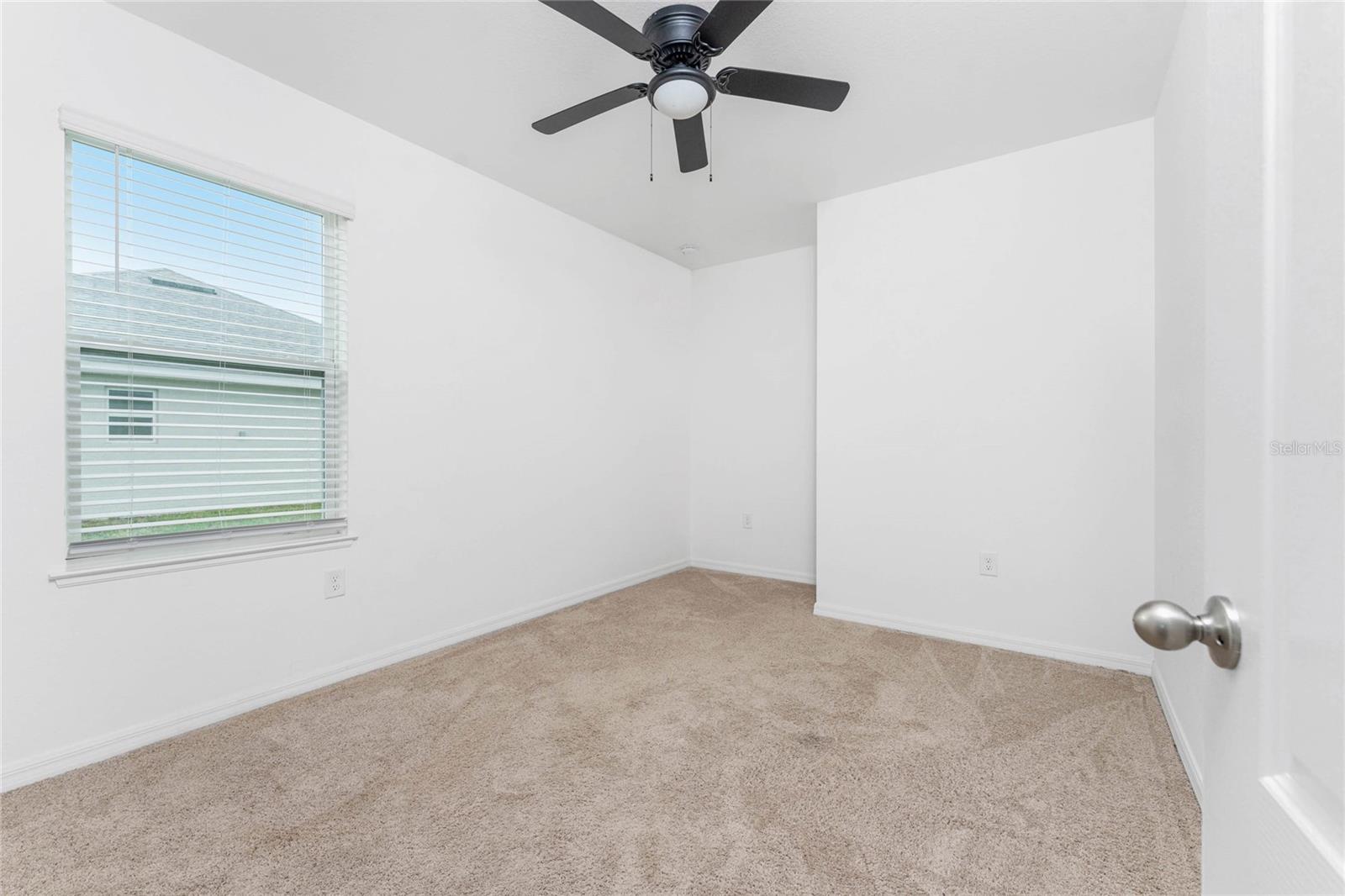 Image 32 of 56 For 23121 Newcun Avenue