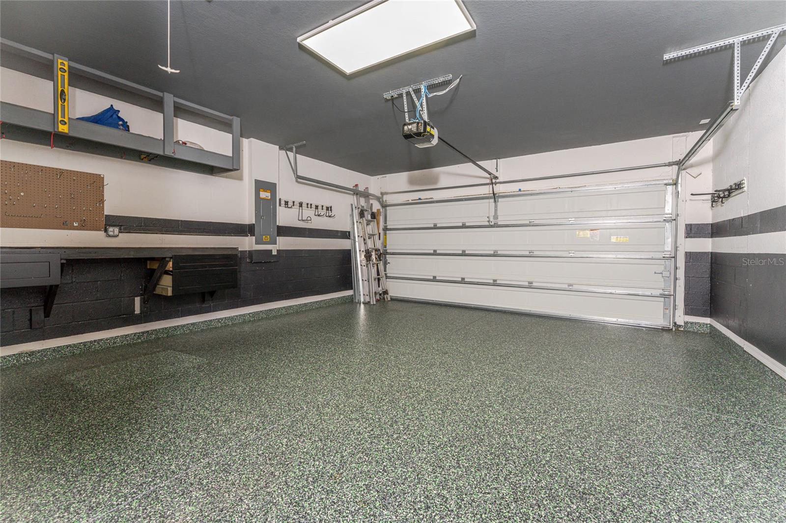 Image 39 of 56 For 23121 Newcun Avenue