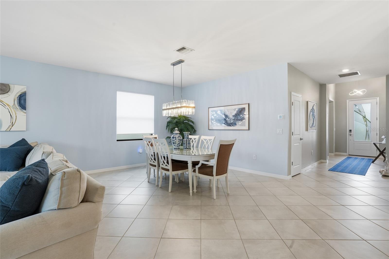 Image 11 of 51 For 1824 Saddlewood Circle